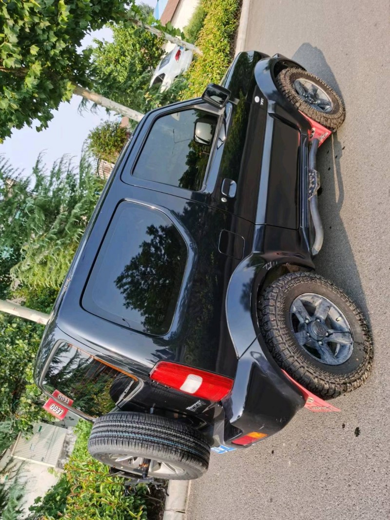 临沂17年铃木吉姆尼(进口)7