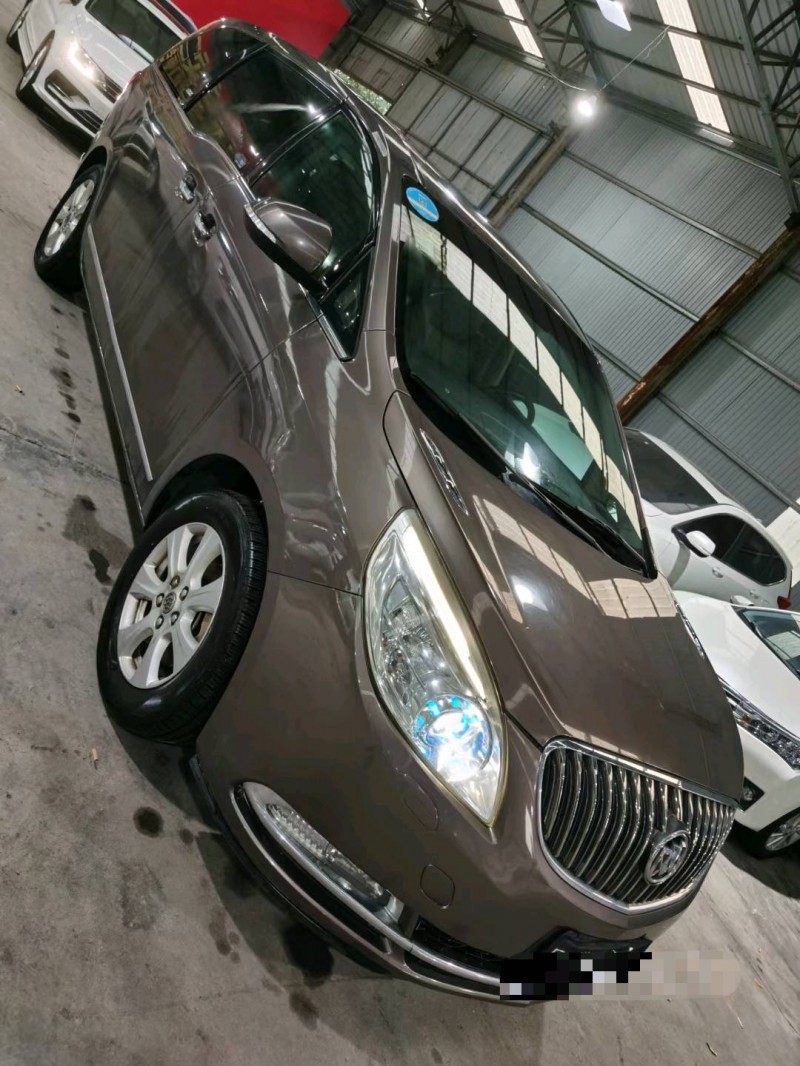 临沂15年别克GL82