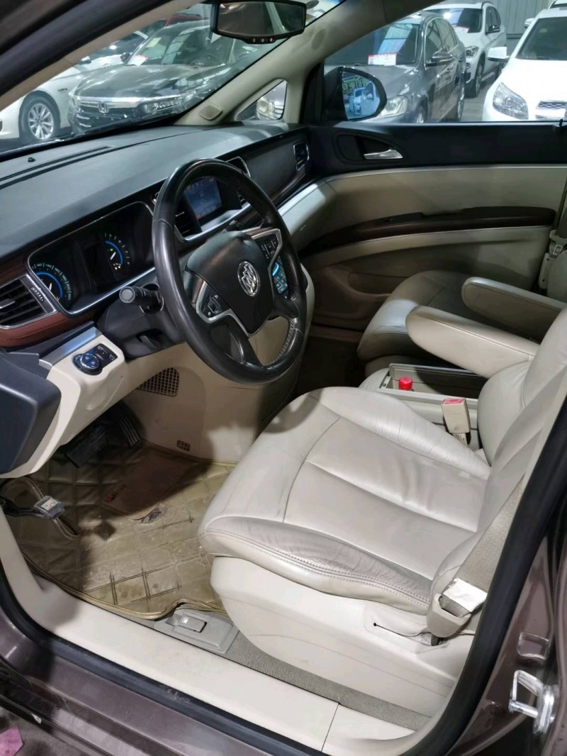 临沂15年别克GL84