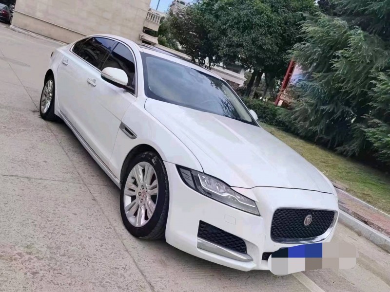 济南17年捷豹XFL2