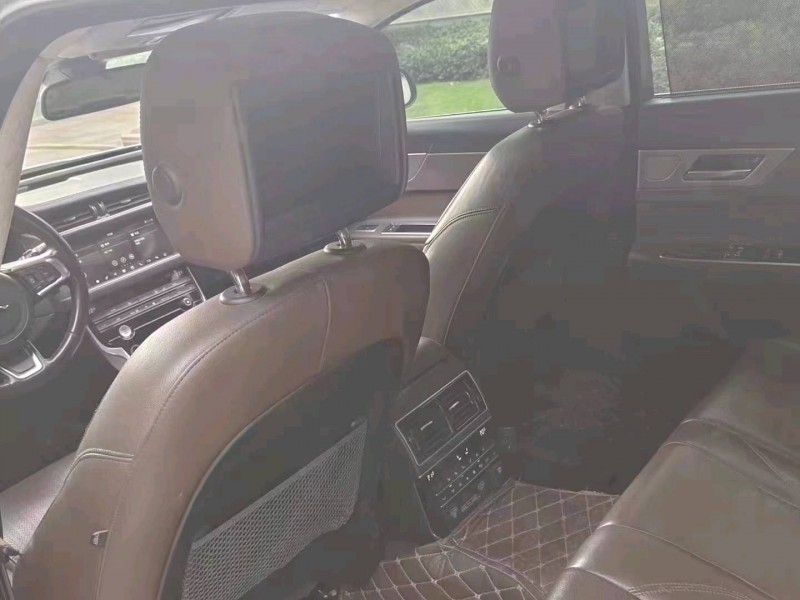 济南17年捷豹XFL4