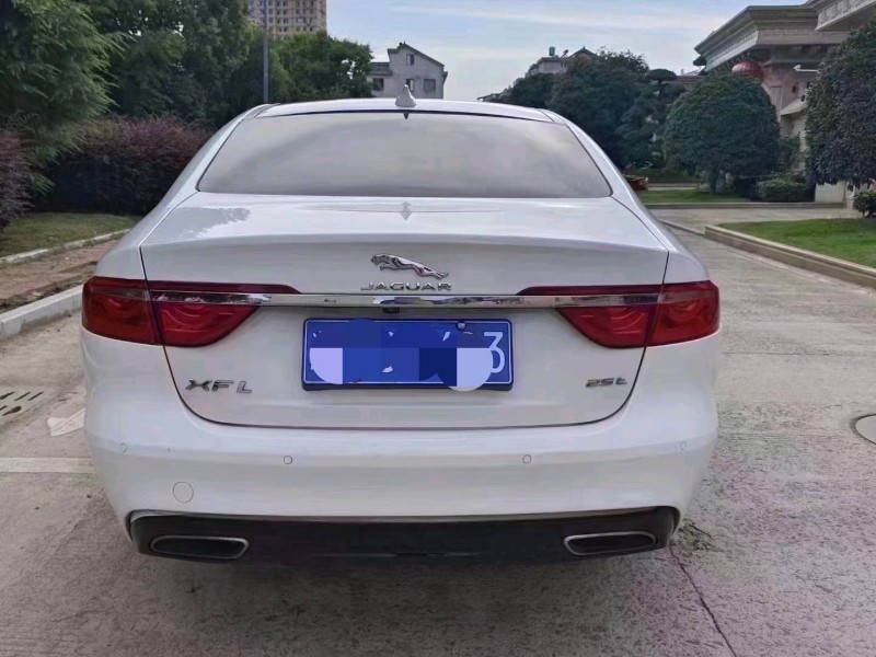 济南17年捷豹XFL9