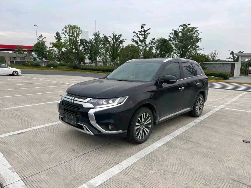 嘉兴22年三菱欧蓝德3