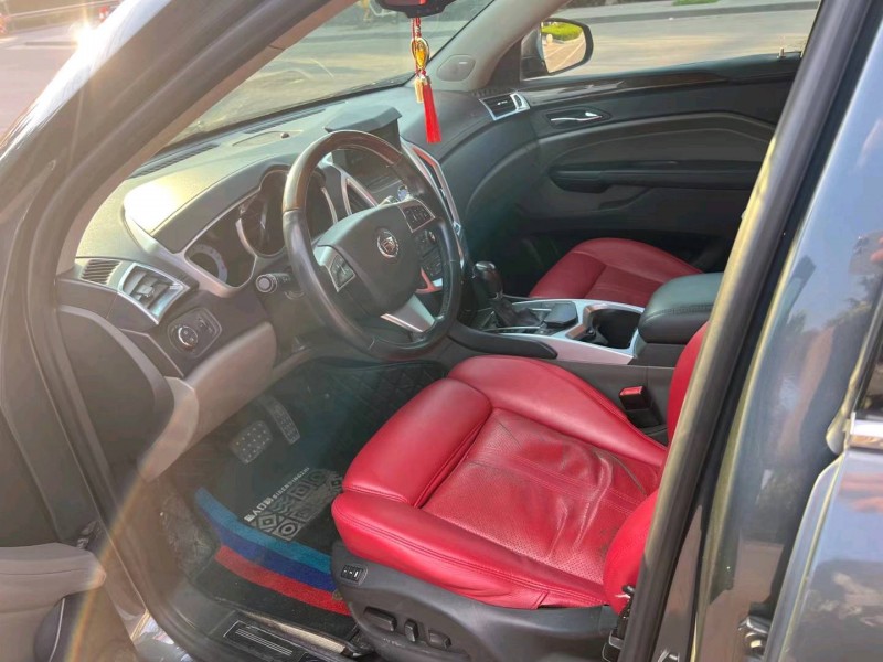 济南11年凯迪拉克SRX4