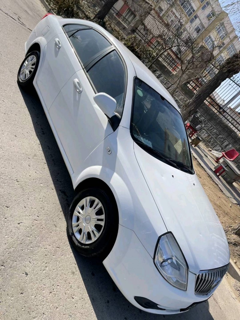 临沂16年别克凯越2