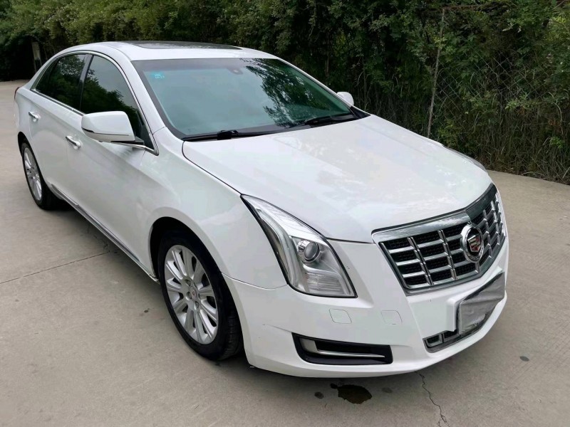 济南16年凯迪拉克XTS3