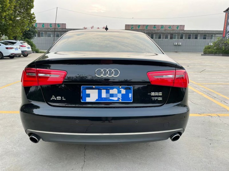 济宁15年奥迪A6L9