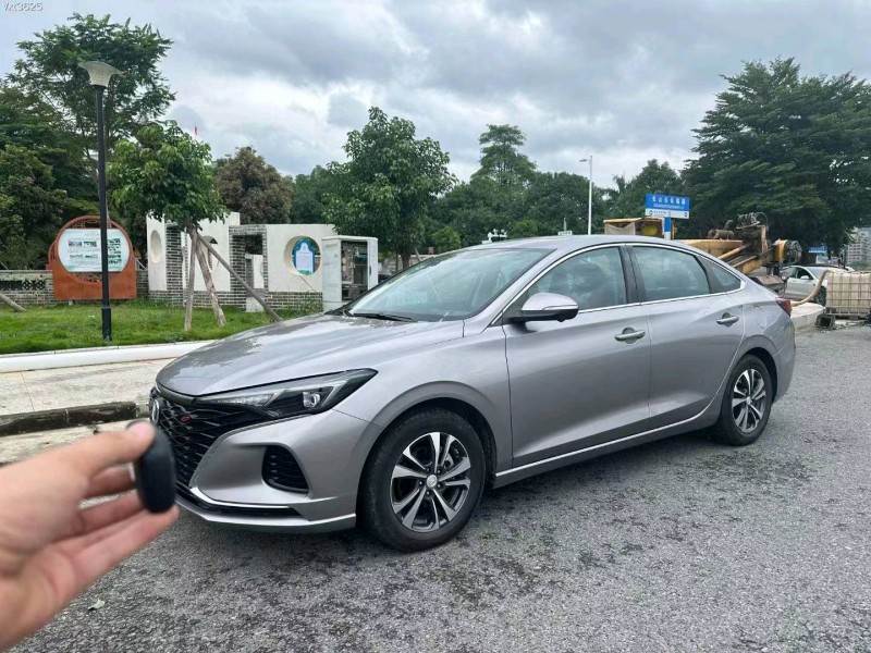 枣庄21年长安汽车逸动2