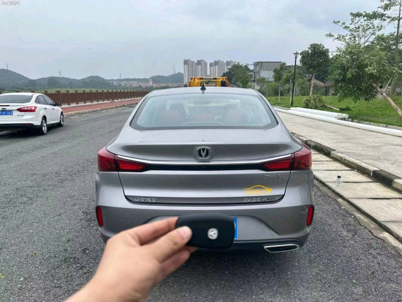 枣庄21年长安汽车逸动9