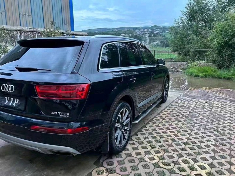 保山16年奧迪Q75