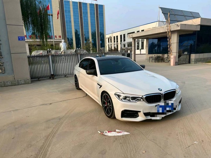 保定18年宝马5系3