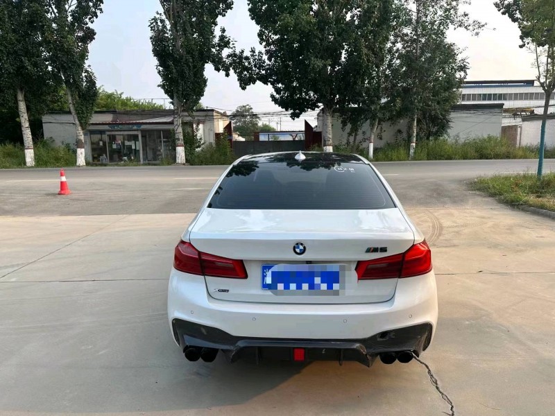 保定18年宝马5系9