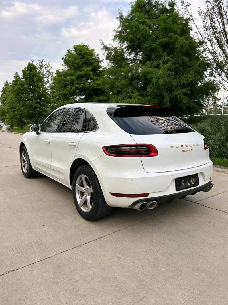 宿迁16年保时捷Macan7