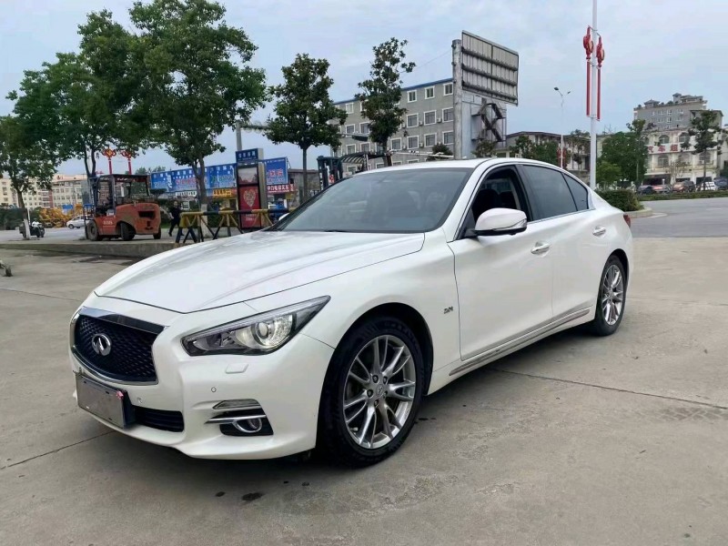 安陽17年英菲尼迪Q502