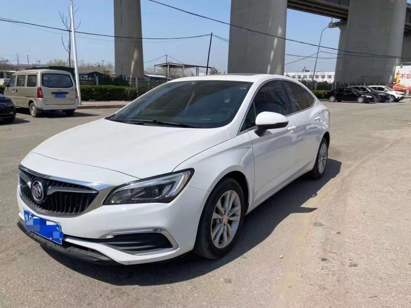 青岛19年别克威朗2