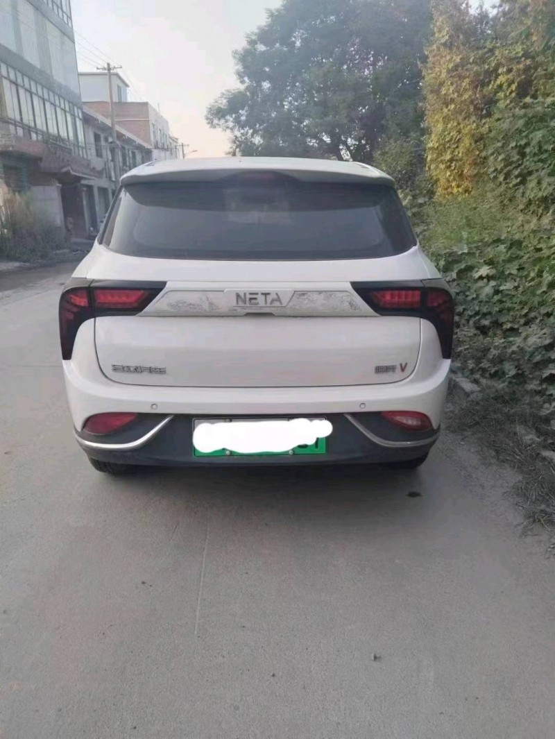汕頭23年哪吒V8