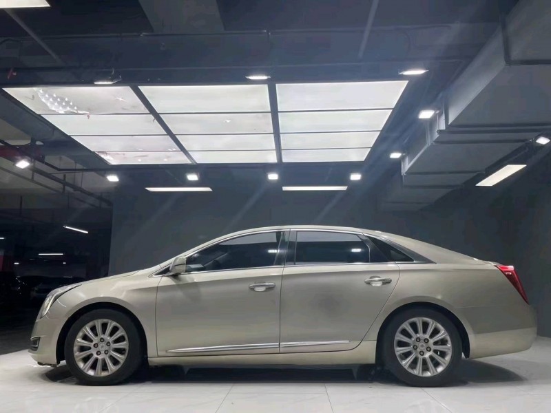 成都14年凯迪拉克XTS7