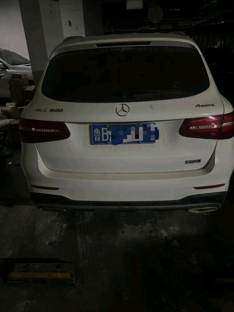 青岛17年奔驰GLC3