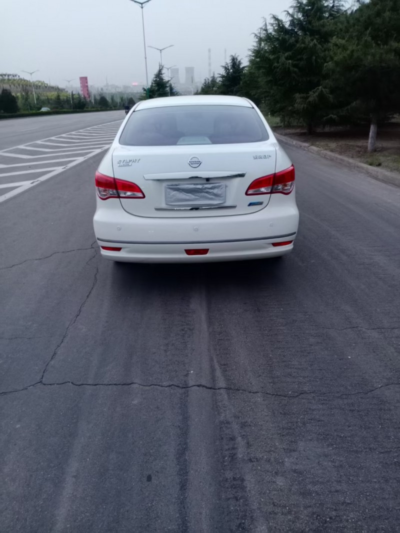 臨汾18年日產軒逸9