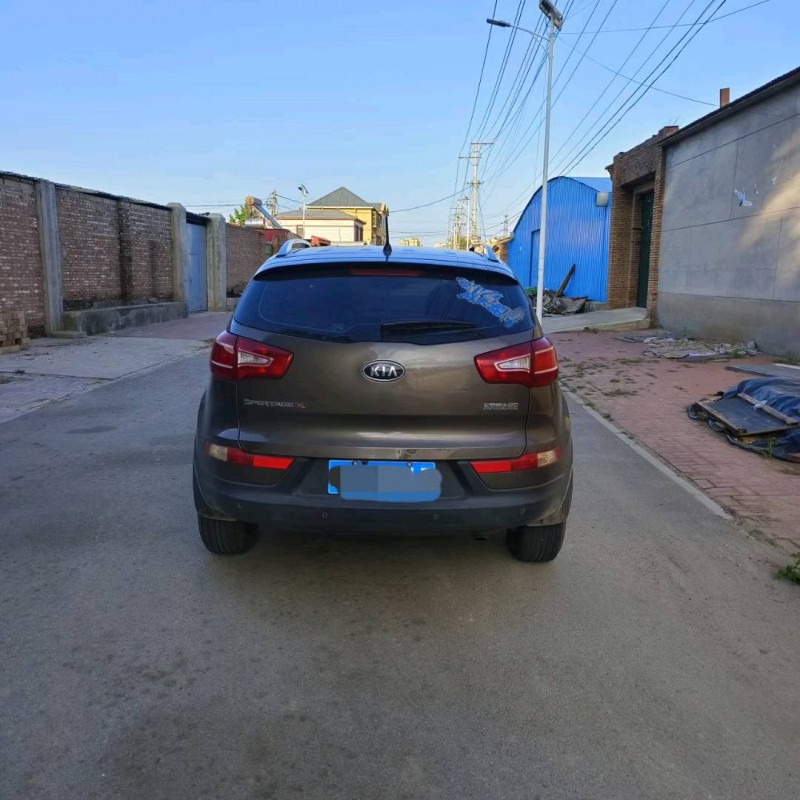 邯郸14年起亚智跑2