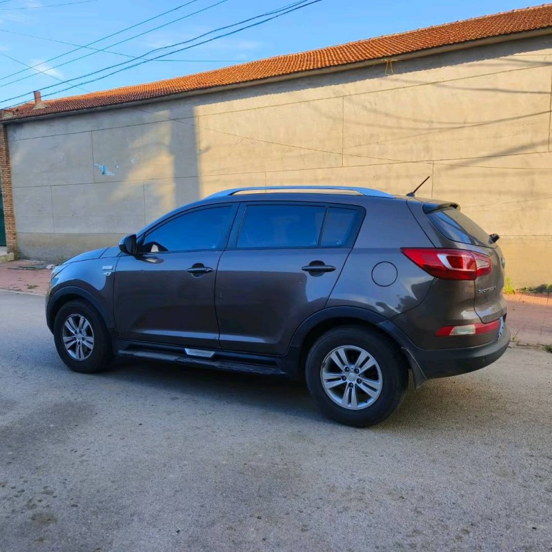 邯郸14年起亚智跑5