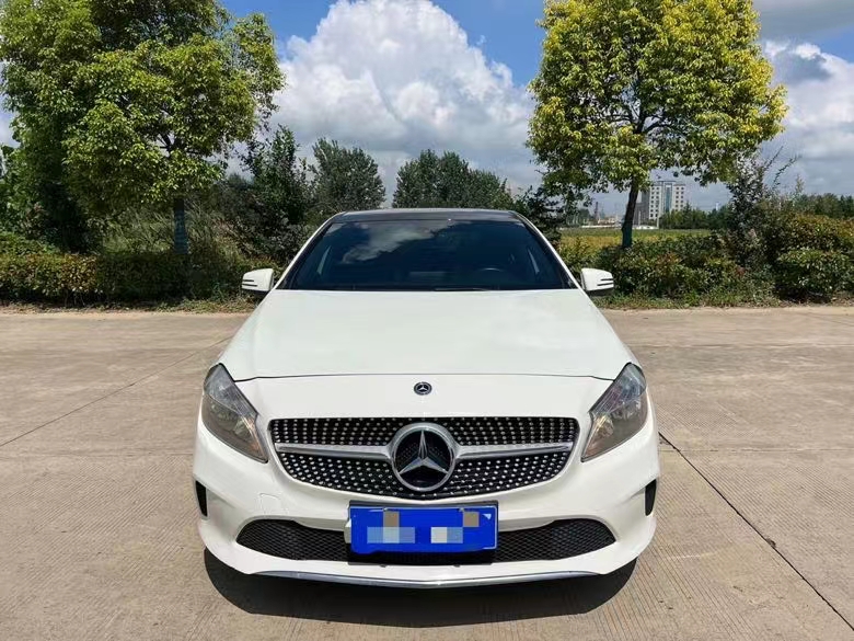 盐城16年奔驰A1