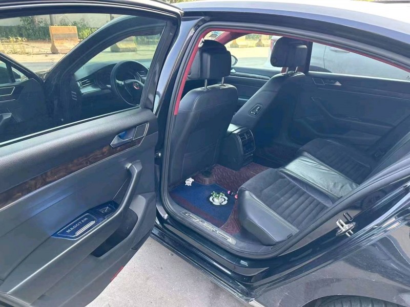 邯郸16年大众迈腾4