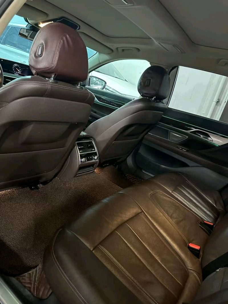 邯郸16年宝马7系8