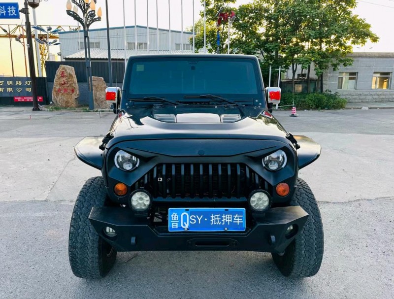 沈阳10年Jeep牧马人1