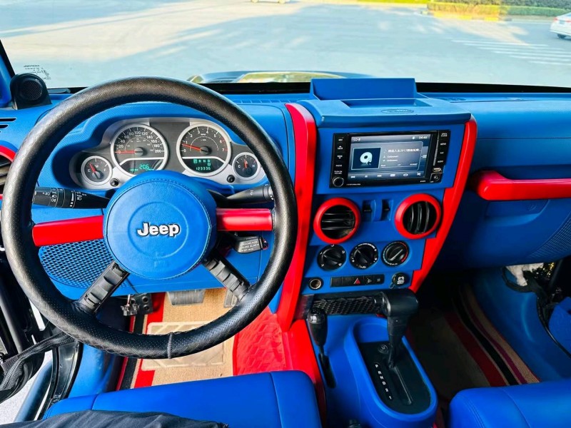 沈阳10年Jeep牧马人4