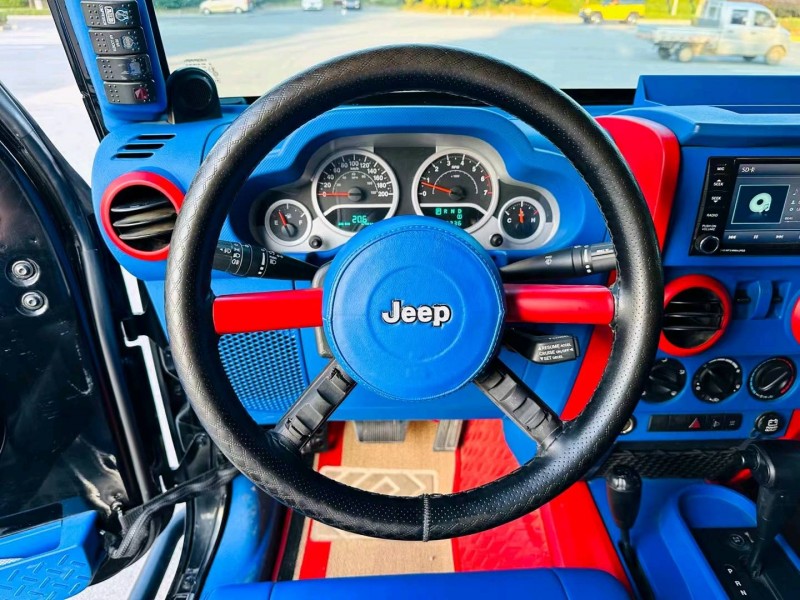 沈阳10年Jeep牧马人5