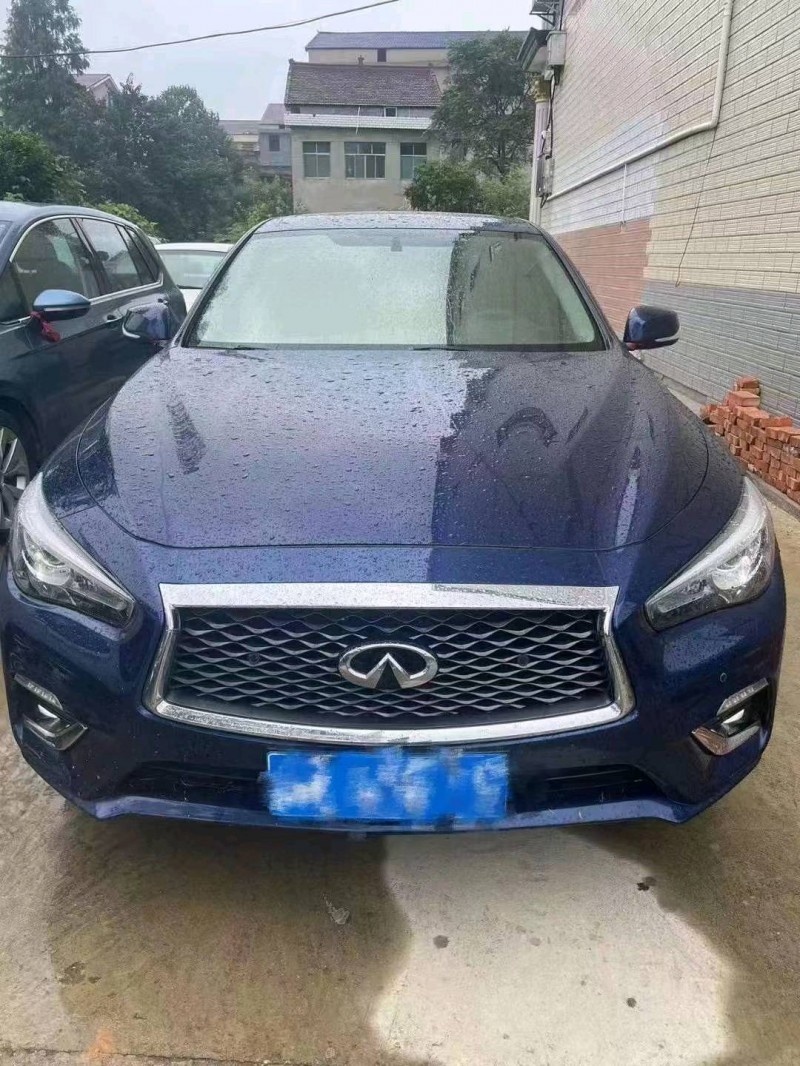 枣庄18年英菲尼迪Q50L1