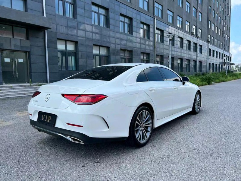盐城22年奔驰CLS8