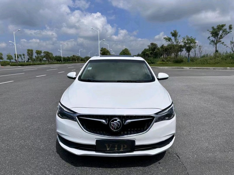 盐城19年别克英朗1