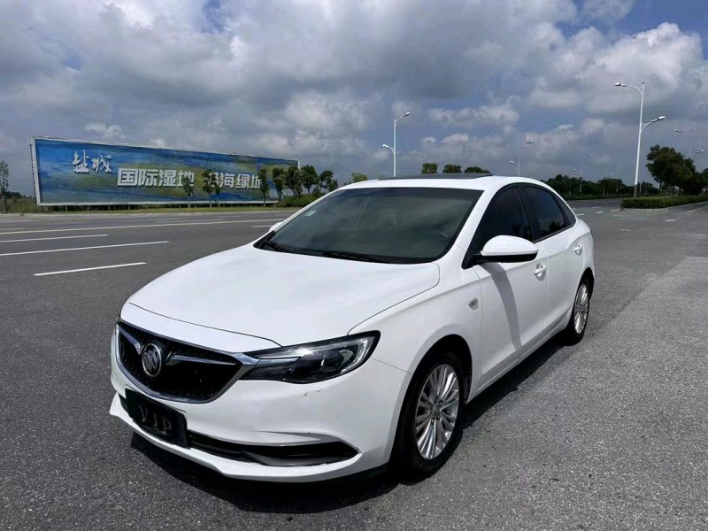 盐城19年别克英朗2