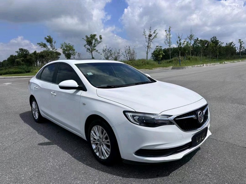 盐城19年别克英朗3