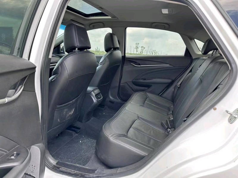 盐城19年别克英朗4