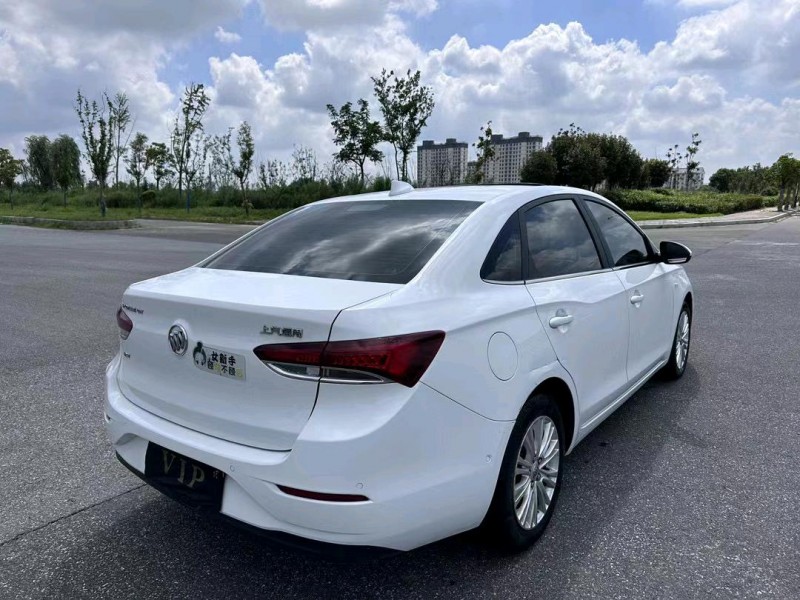 盐城19年别克英朗9