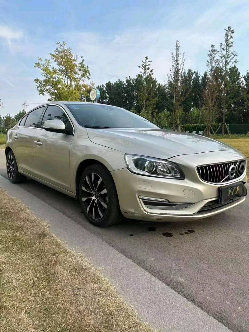 常州18年沃尔沃S60L2