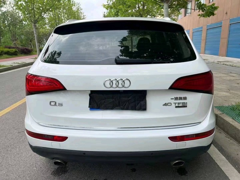 萍鄉17年奧迪Q56