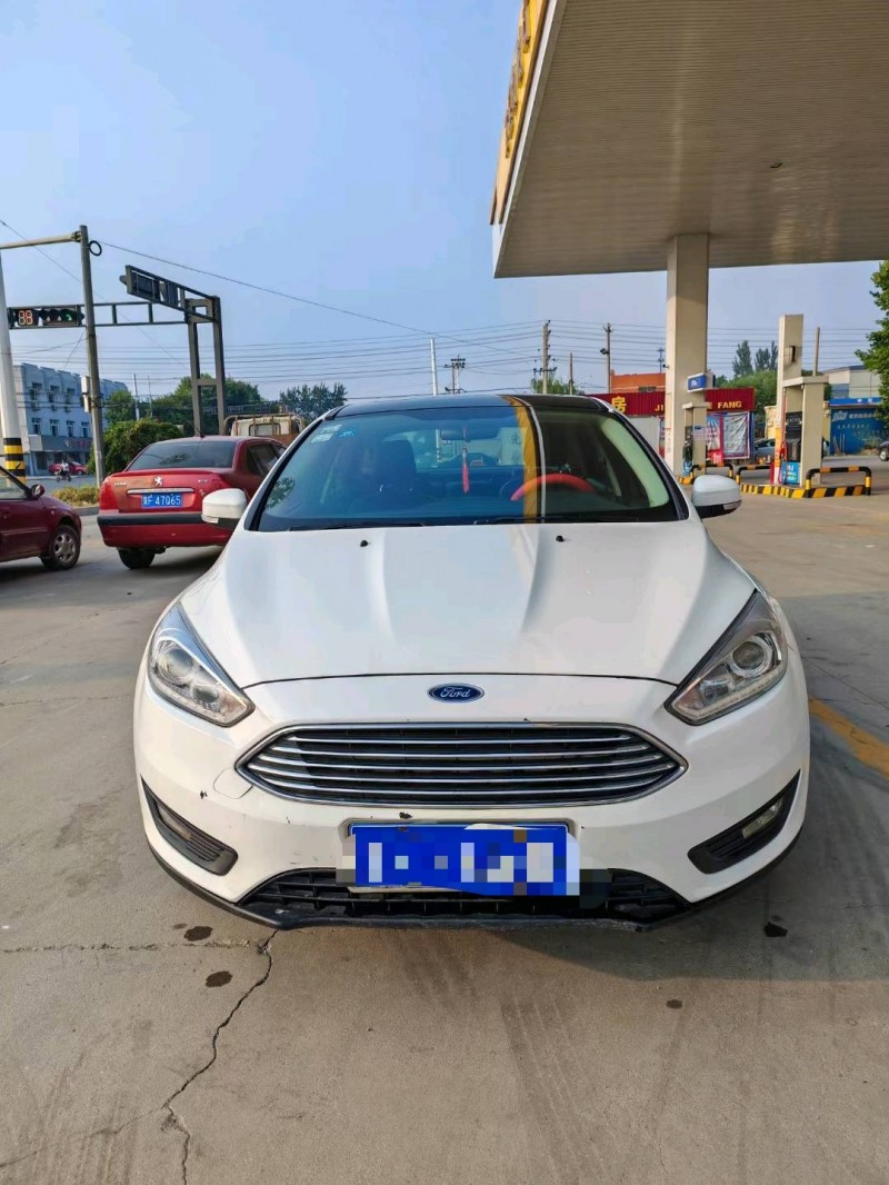 保定18年福特福克斯1