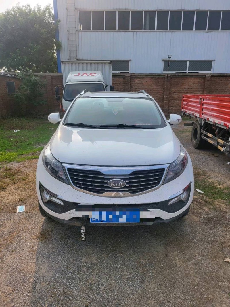 保定14年起亚智跑1