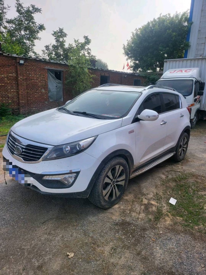 保定14年起亚智跑2