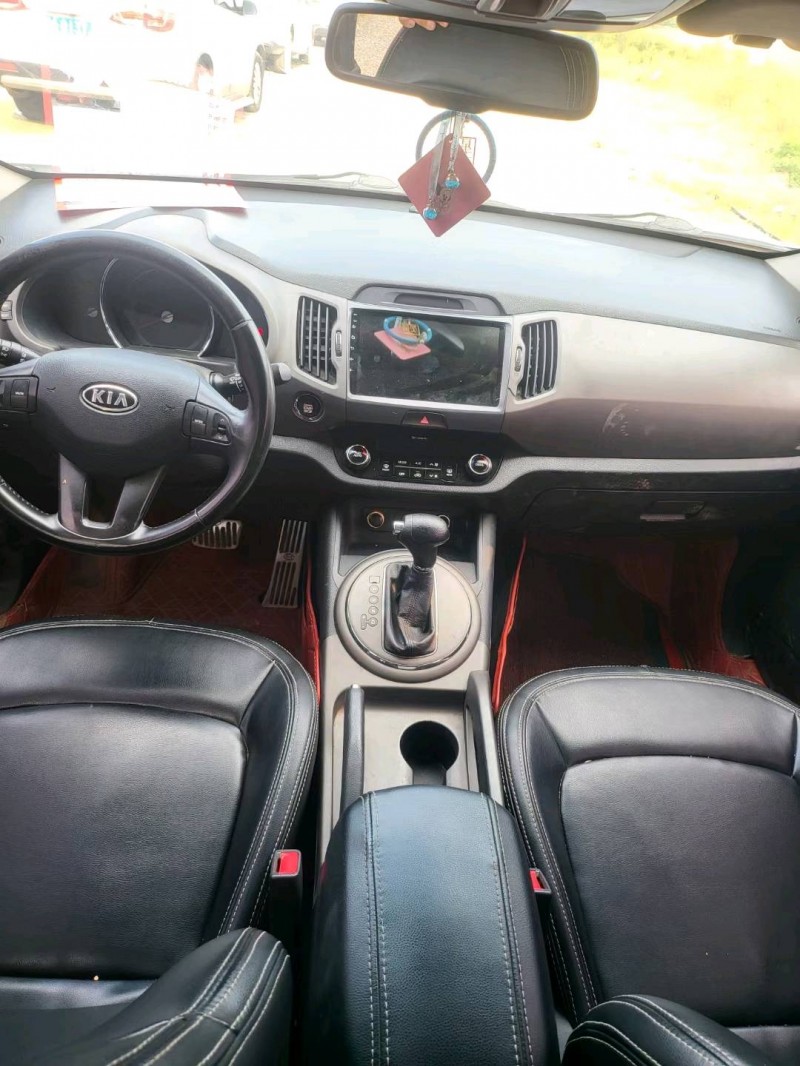 保定14年起亚智跑4