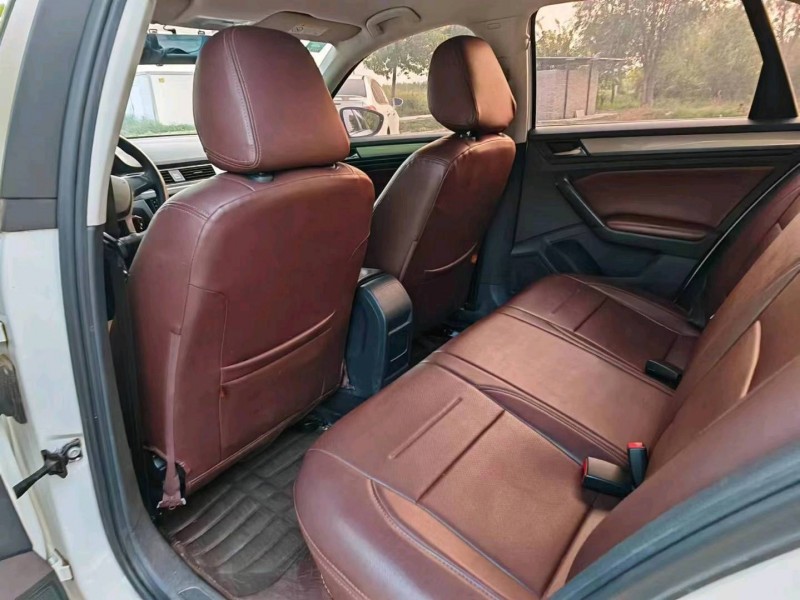 保定17年大众宝来7