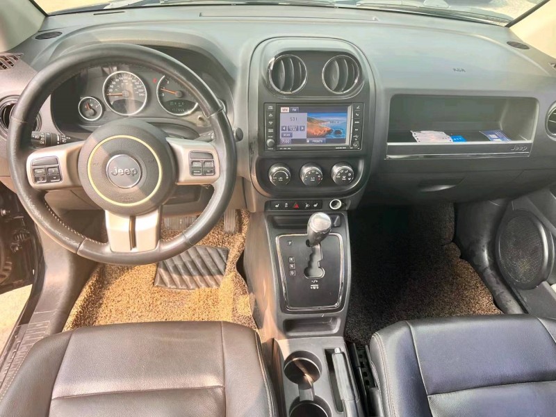 保定13年Jeep指南者6