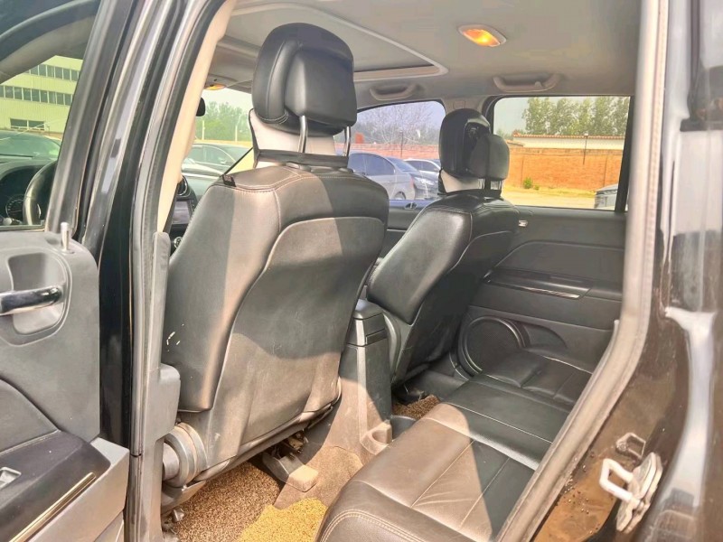 保定13年Jeep指南者7