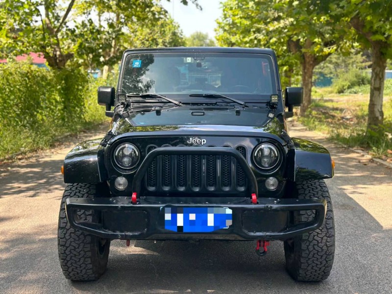 济南16年Jeep牧马人1