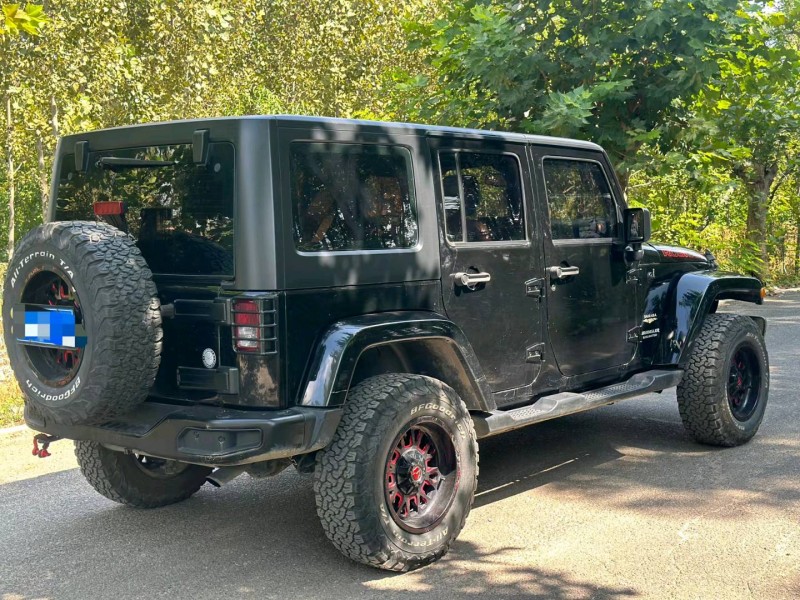 济南16年Jeep牧马人8