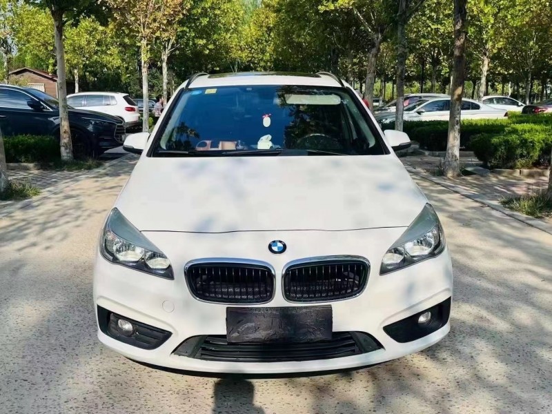 济宁15年宝马2系1